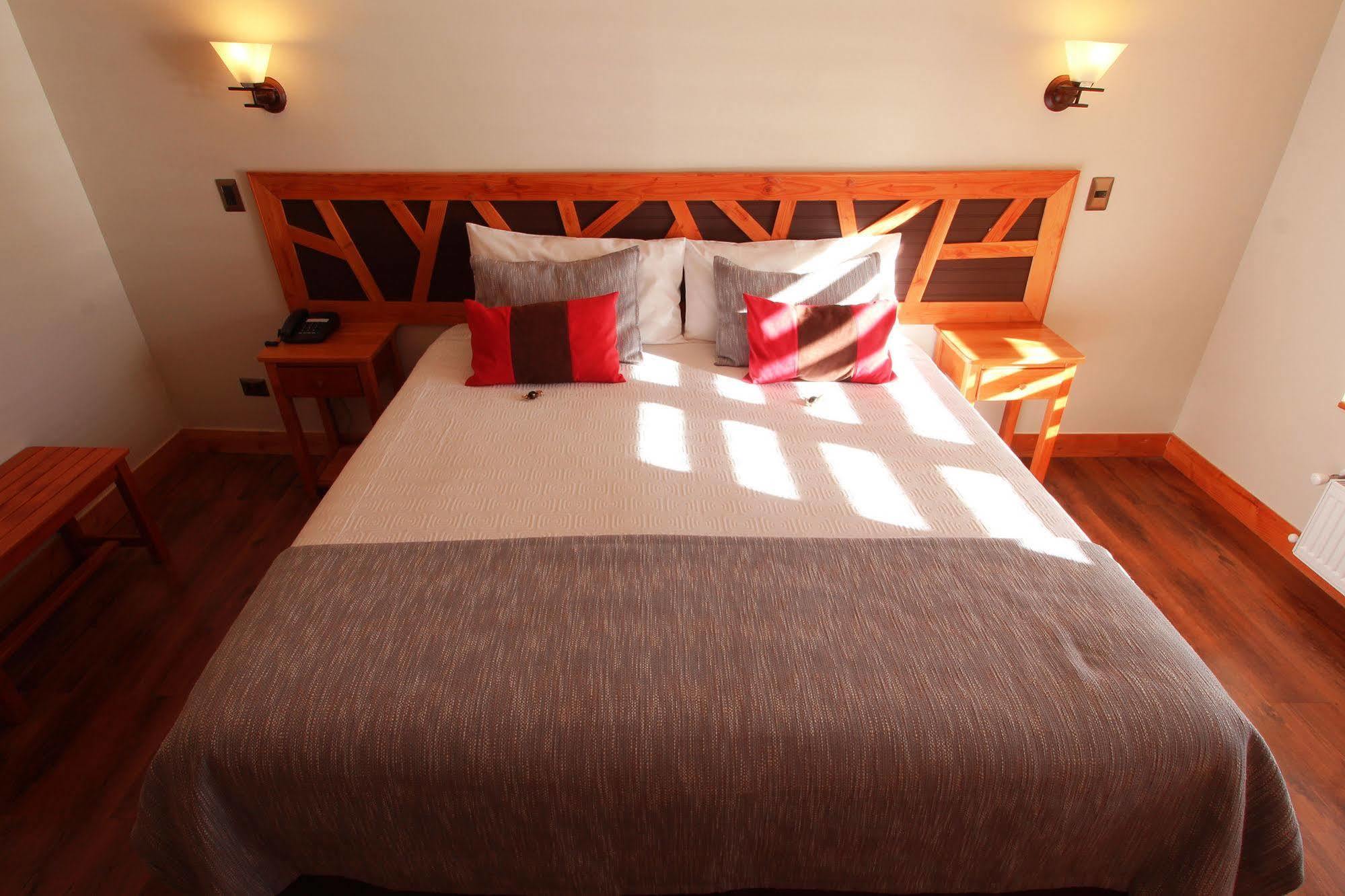 Hotel Lodge Las Cascadas Puerto Clocker Екстериор снимка