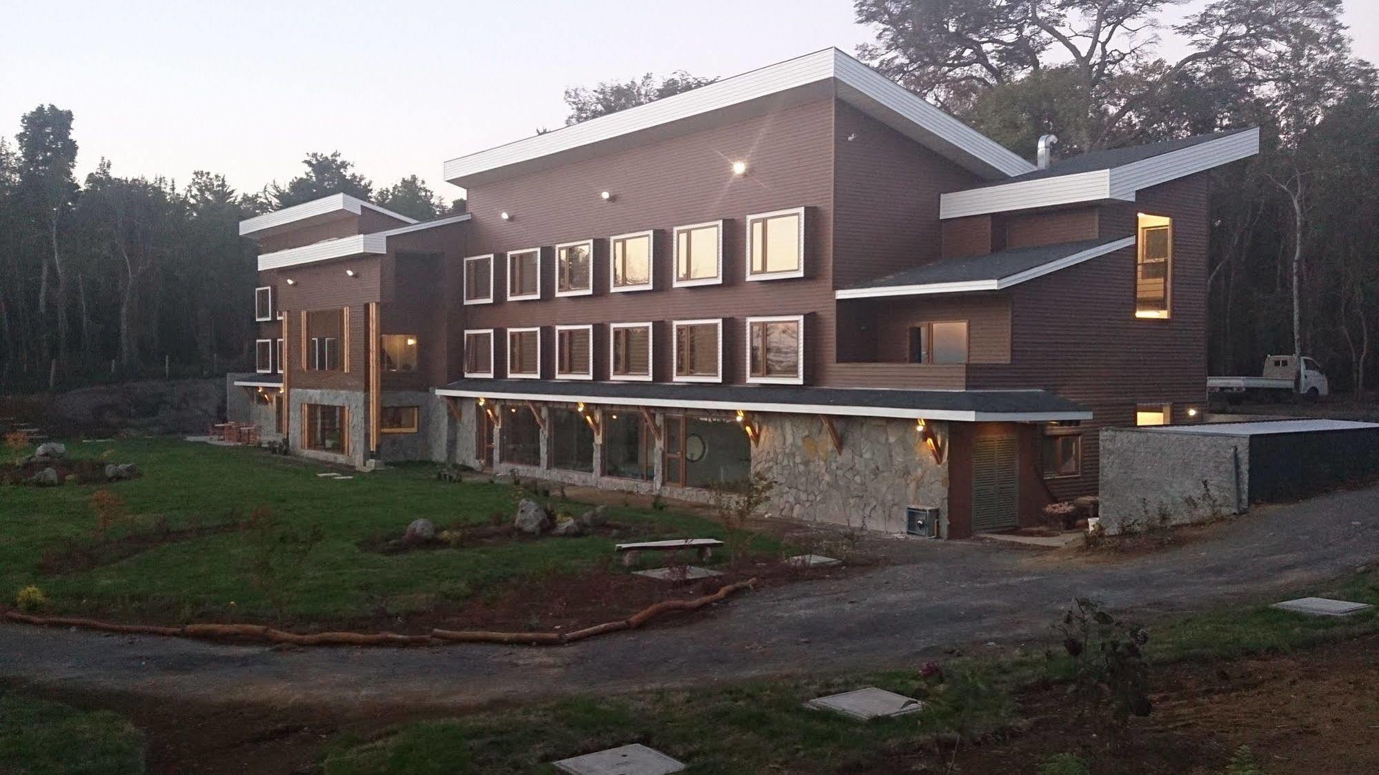 Hotel Lodge Las Cascadas Puerto Clocker Екстериор снимка